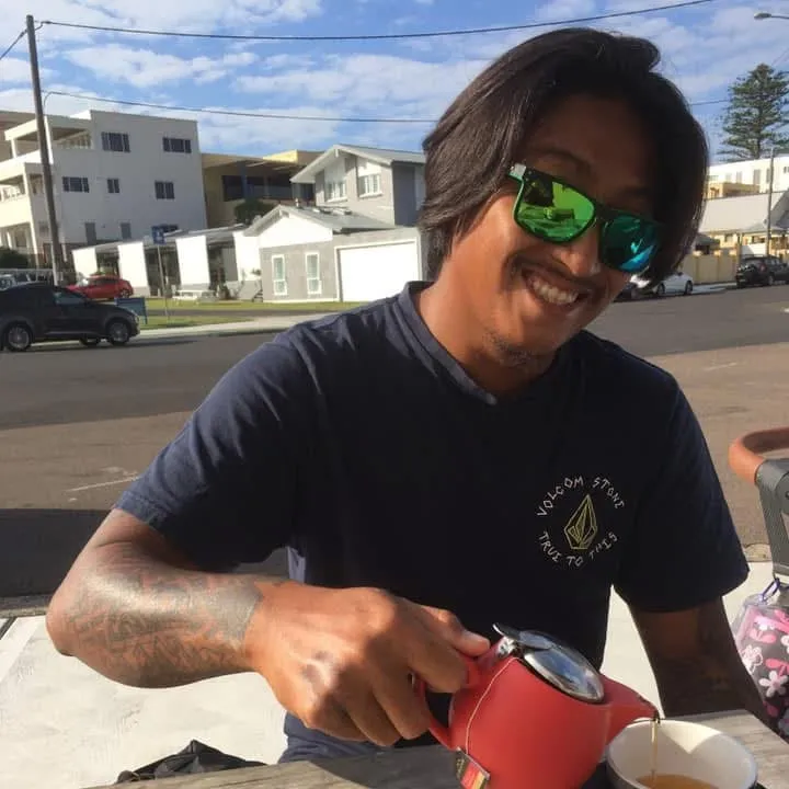 Dama Indra - Surf Instructor